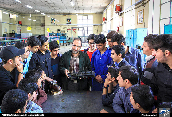 گزارش تصویری |  به مناسبت روز معلم  | عکاس : محمد حسن صلواتی /شهرآرا