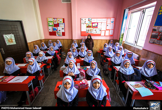 گزارش تصویری |  به مناسبت روز معلم  | عکاس : محمد حسن صلواتی /شهرآرا