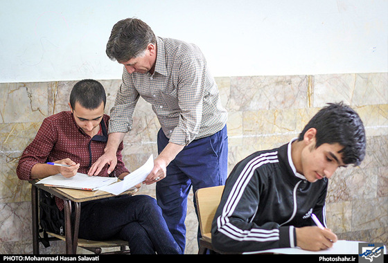 گزارش تصویری |  به مناسبت روز معلم  | عکاس : محمد حسن صلواتی /شهرآرا