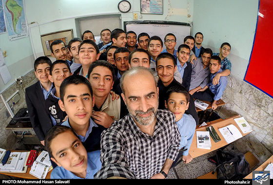 گزارش تصویری |  به مناسبت روز معلم  | عکاس : محمد حسن صلواتی /شهرآرا