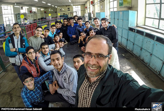 گزارش تصویری |  به مناسبت روز معلم  | عکاس : محمد حسن صلواتی /شهرآرا