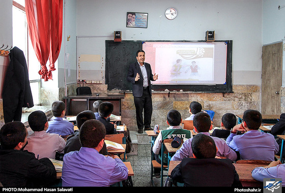 گزارش تصویری |  به مناسبت روز معلم  | عکاس : محمد حسن صلواتی /شهرآرا