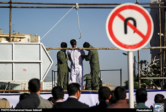 گزارش تصویری | اجرای حکم قصاص قاتل طلافروشی در مشهد | عکاس : محمد حسن صلواتی / شهرآرا