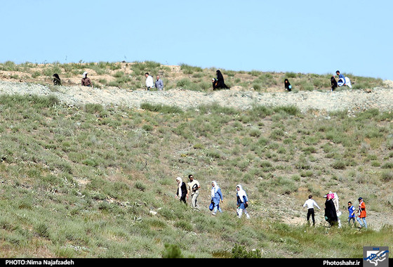 گزارش تصویری همایش کوهپیمایی خانوادگی در کوهستان پارک خورشید عکاس نیما نجف زاده شهرآرا