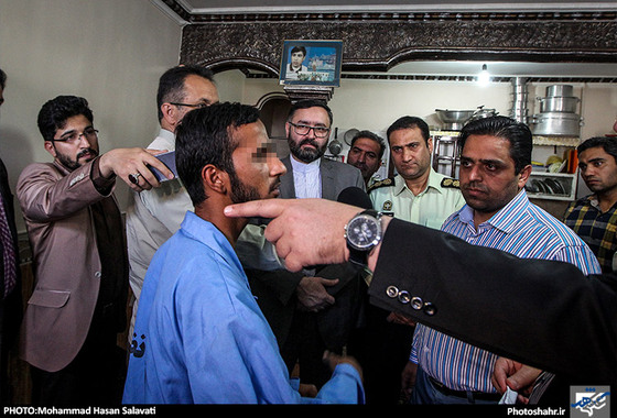 گزارش تصویری | بازسازی صحنه قتل سه عضو خانواده در شهرک باهنر مشهد | عکاس: محمد حسن صلواتی /شهرآرا