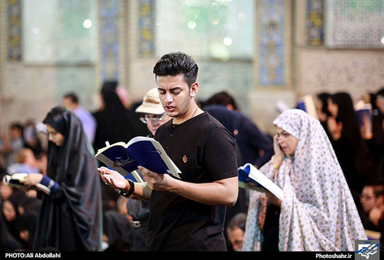 گزارش تصویری | مراسم احیاء شب های قدر در حرم رضوی | عکاس : علی عبداللهی /شهرآرا