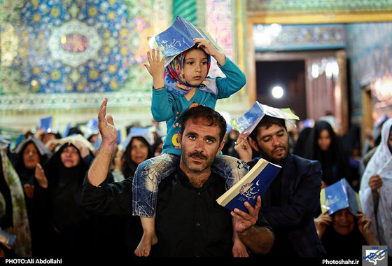 گزارش تصویری | مراسم احیاء شب های قدر در حرم رضوی | عکاس : علی عبداللهی /شهرآرا