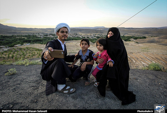 آقای بهادری و خانم امیدوار صاحب دو فرزند هستند که محمد مهدی و فاطمه زهرا اسم فرزندانشان است.