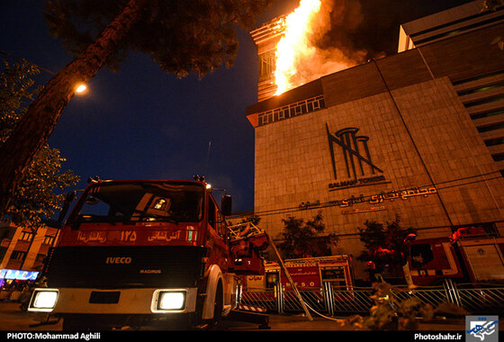 گزارش تصویری | آتش سوزی گسترده در برج سلمان مشهد | عکاس : محمد عقیلی /شهرآرا