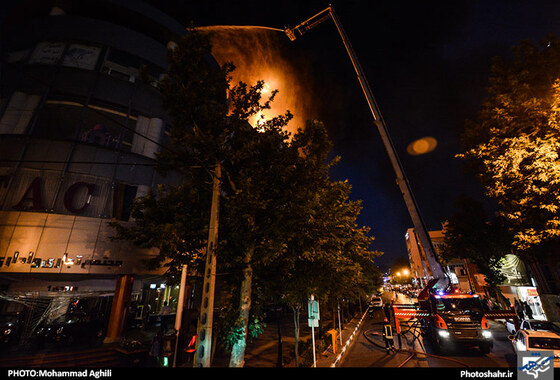 گزارش تصویری | آتش سوزی گسترده در برج سلمان مشهد | عکاس : محمد عقیلی /شهرآرا