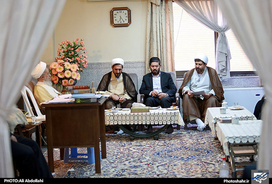 گزارش تصویری | دیدار آیت الله مکارم شیرازی با مسئولان دادگستری مشهد | عکاس : علی عبداللهی /شهرآرا 