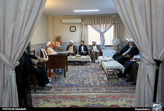 گزارش تصویری | دیدار آیت الله مکارم شیرازی با مسئولان دادگستری مشهد | عکاس : علی عبداللهی /شهرآرا 