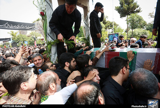 گزارش تصویری | اجتماع عزاداران مکتب جعفری و تشییع دو شهید گمنام در مشهد | عکاس : علی عبداللهی /شهرآرا