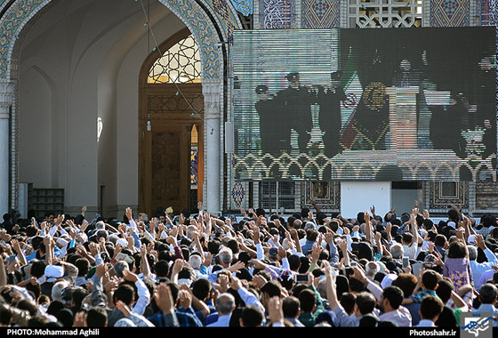 گزارش تصویری | مراسم دعای پر فیض عرفه در حرم رضوی | عکاس : محمد عقیلی /شهرآرا