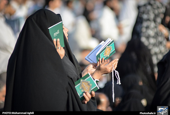 گزارش تصویری | مراسم دعای پر فیض عرفه در حرم رضوی | عکاس : محمد عقیلی /شهرآرا