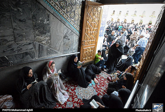 گزارش تصویری | مراسم دعای پر فیض عرفه در حرم رضوی | عکاس : محمد عقیلی /شهرآرا