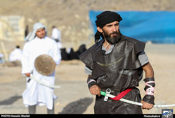 گزارش تصویری : بازسازی واقعه غدیر خم در مشهد | عکاس : حسین شریعت /شهرآرا