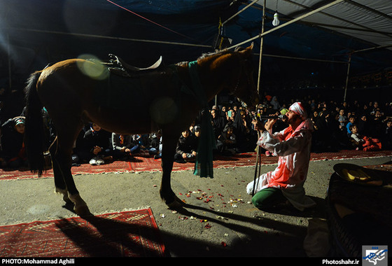 گزارش تصویری | آیین سنتی تعزیه خوانی | عکاس: محمد عقیلی /شهرآرا