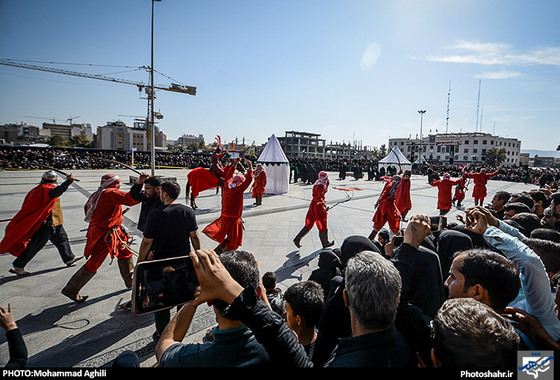 گزارش تصویری تعزیه خوانی و خیمه سوزان ظهر عاشورا عکاس محمد عقیلی شهرآرا