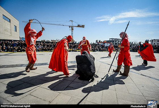 گزارش تصویری تعزیه خوانی و خیمه سوزان ظهر عاشورا عکاس محمد عقیلی شهرآرا