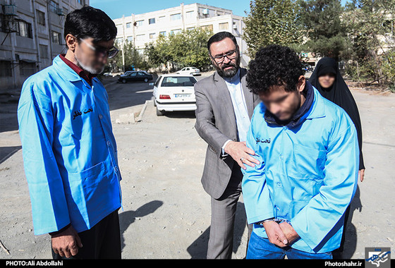 گزارش تصویری | بازسازی صحنه قتل در خیابان رستگاری | عکاس : علی عبداللهی /شهرآرا
