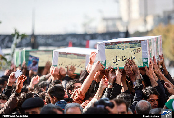 گزارش تصویری | مراسم تشییع سه شهید مدافع حرم در مشهد | عکس : علی عبداللهی / شهرآرا