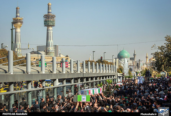گزارش تصویری | مراسم تشییع سه شهید مدافع حرم در مشهد | عکس : علی عبداللهی / شهرآرا