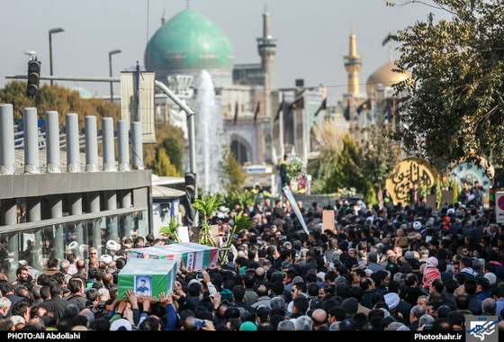 گزارش تصویری | مراسم تشییع سه شهید مدافع حرم در مشهد | عکس : علی عبداللهی / شهرآرا