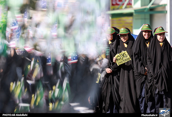 راهپیمایی 13ابن روز دانش اموز مشهد
علی عبدالهی شهرارا