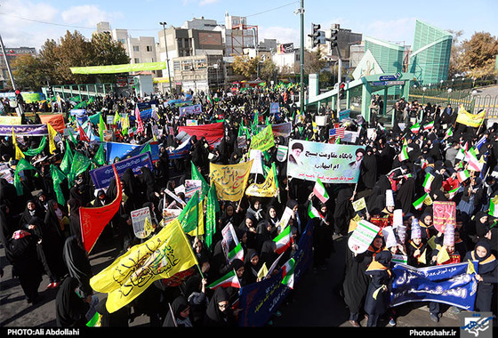 راهپیمایی 13ابن روز دانش اموز مشهد
علی عبدالهی شهرارا