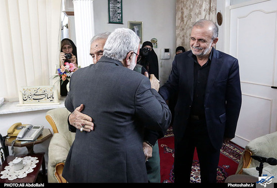 تکریم استاد سراج حجار حرم مطهر امام رضا(ع)‎ عکس علی عبدالهی شهرارا