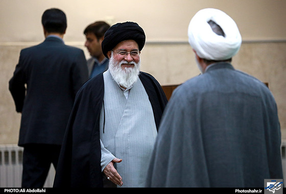 گزارش تصویری | دیدار تشکل های دانشجویی با آیت الله علم الهدی به مناسبت روز دانشجو | عکاس : علی عبداللهی /شهرآرا