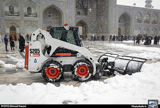 گزارش تصویری | بارش برف در مشهد | عکاس : احمد حسنی /شهرآرا 