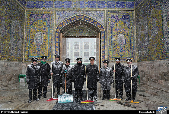 گزارش تصویری | بارش برف در مشهد | عکاس : احمد حسنی /شهرآرا 