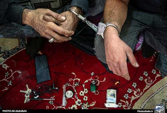  دستگیری باند سرقت خودرو و فروش مواد مخدر در مشهد‎ /عکاس : علی عبدالهی/ شهرآرا