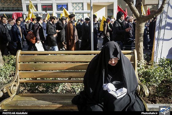 راهپیمایی بزرگداشت حماسه 9 دی و تشییع دو شهید مدافع حرم در مشهد 1