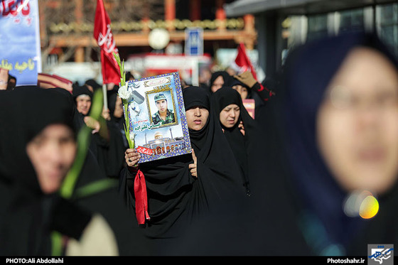 راهپیمایی بزرگداشت حماسه 9 دی و تشییع دو شهید مدافع حرم در مشهد 1