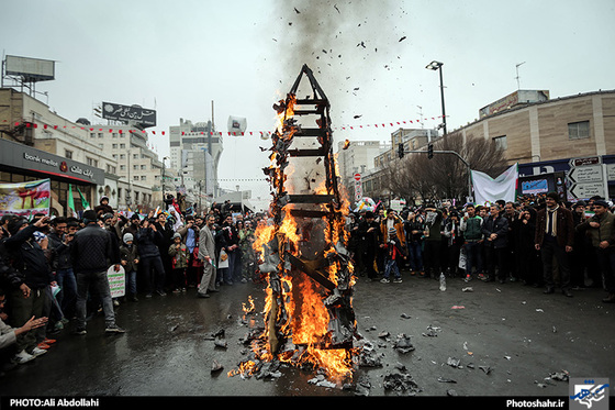 گزارش تصویری | راهپیمایی با شکوه 22 بهمن در مشهد | عکاس : علی عبداللهی /شهرآرا
