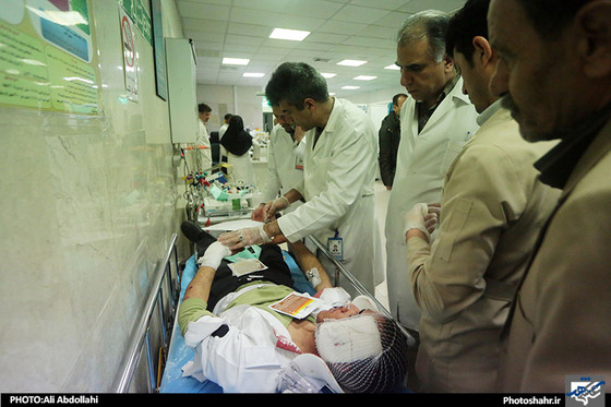 گزارش تصویری | پرتاب نارنجک انفجاری داخل خودروی پلیس راهور مشهد | عکاس : علی عبداللهی / شهرآرا