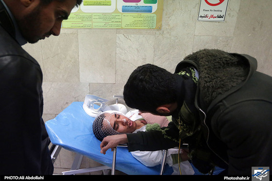 گزارش تصویری | پرتاب نارنجک انفجاری داخل خودروی پلیس راهور مشهد | عکاس : علی عبداللهی / شهرآرا