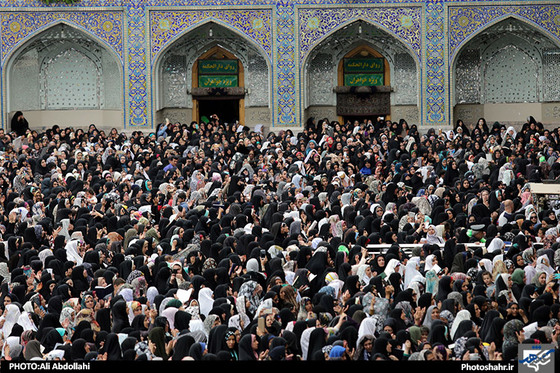 گزارش تصویری حال و هوای نوروز در حرم رضوی عکاس علی عبداللهی شهرآرا