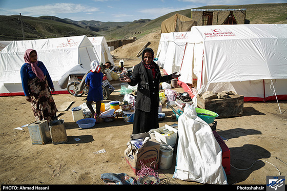 گزارش تصویری | روستای کلاته قدم 4 روز پس از زلزله | عکاس : احمد حسنی /شهرآرا