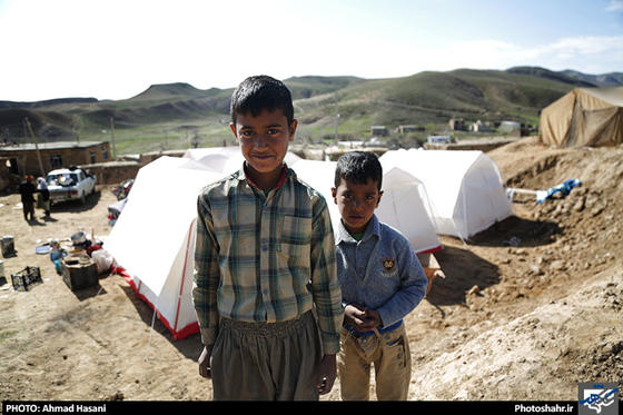 گزارش تصویری | روستای کلاته قدم 4 روز پس از زلزله | عکاس : احمد حسنی /شهرآرا