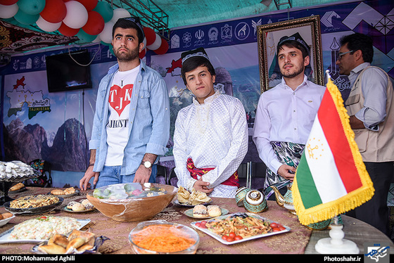 گزارش تصویری | سومین جشنواره فرهنگ ملل در دانشگاه فردوسی مشهد | عکاس : محمد عقیلی /شهرآرا