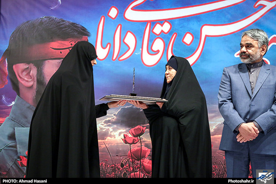 گزارش تصویری | سومین یادواره شهید مدافع حرم حسن قاسمی دانا در حرم مطهر رضوی | عکاس: احمد حسنی /شهرآرا