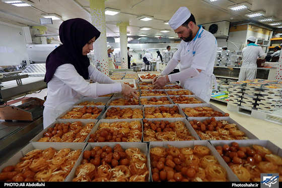 گزارش تصویری | کارگاه پخت زولبیا و بامیه در ماه رمضان‎ / عکاس : علی عبداللهی /شهرآرا