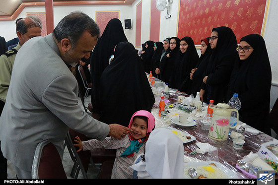گزارش تصویری | مراسم افطاری کودکان بی سرپرست به میزبانی فرماندهی ارتش در خراسان رضوی | عکس :علی عبداللهی /شهرآرا