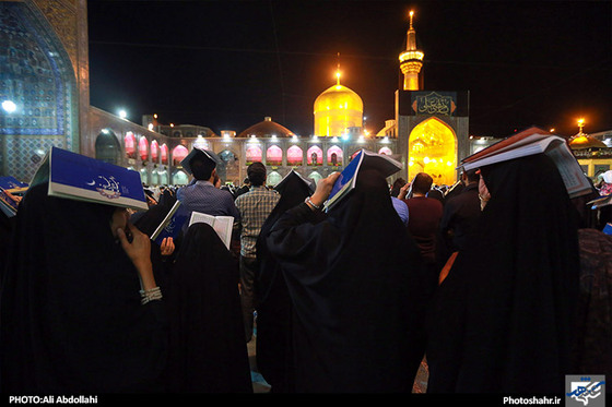 گزارش تصویری | احیای شب نوزدهم ماه مبارک رمضان در حرم رضوی | عکاس: علی عبداللهی /شهرآرا