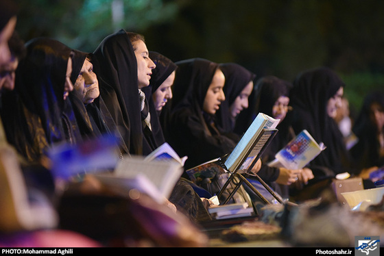 گزارش تصویری | احیای شب بیست و سه ماه مبارک رمضان در بوستان کوهسنگی مشهد | عکاس : محمد عقیلی /شهرآرا