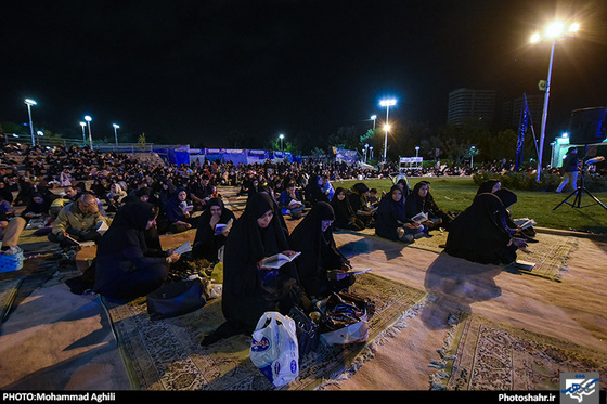 گزارش تصویری | احیای شب بیست و سه ماه مبارک رمضان در بوستان کوهسنگی مشهد | عکاس : محمد عقیلی /شهرآرا